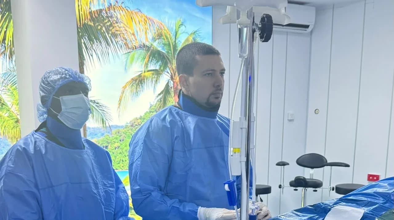 Dr. Abdelsattar Nasr in the cath lab in Nigeria